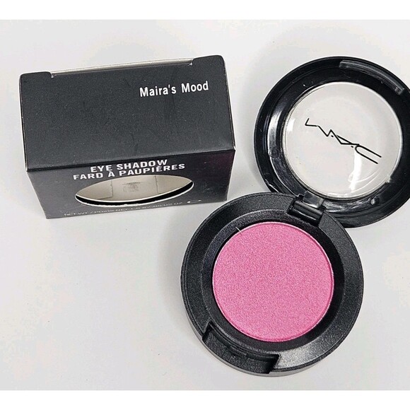 MAC Powder Single Eye Shadow ~ Maira's Mood ~ NEW IN BOX 0.05oz/1.5g - Picture 1 of 7